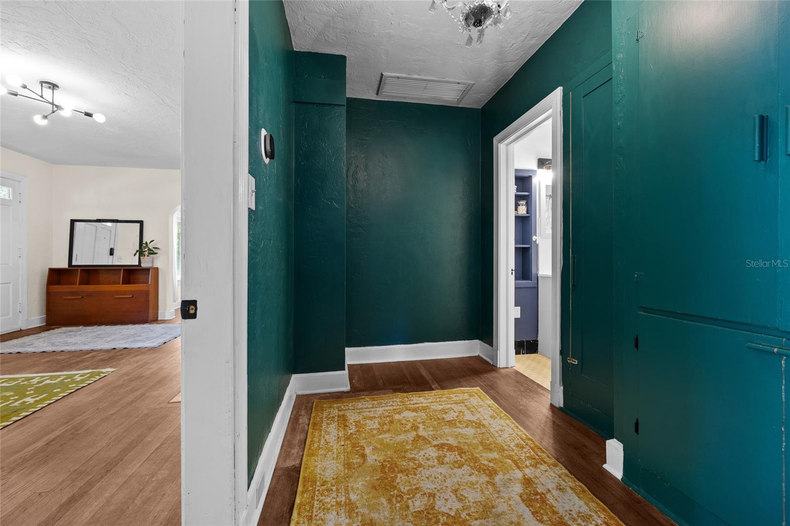 SPRING PARK - Residential