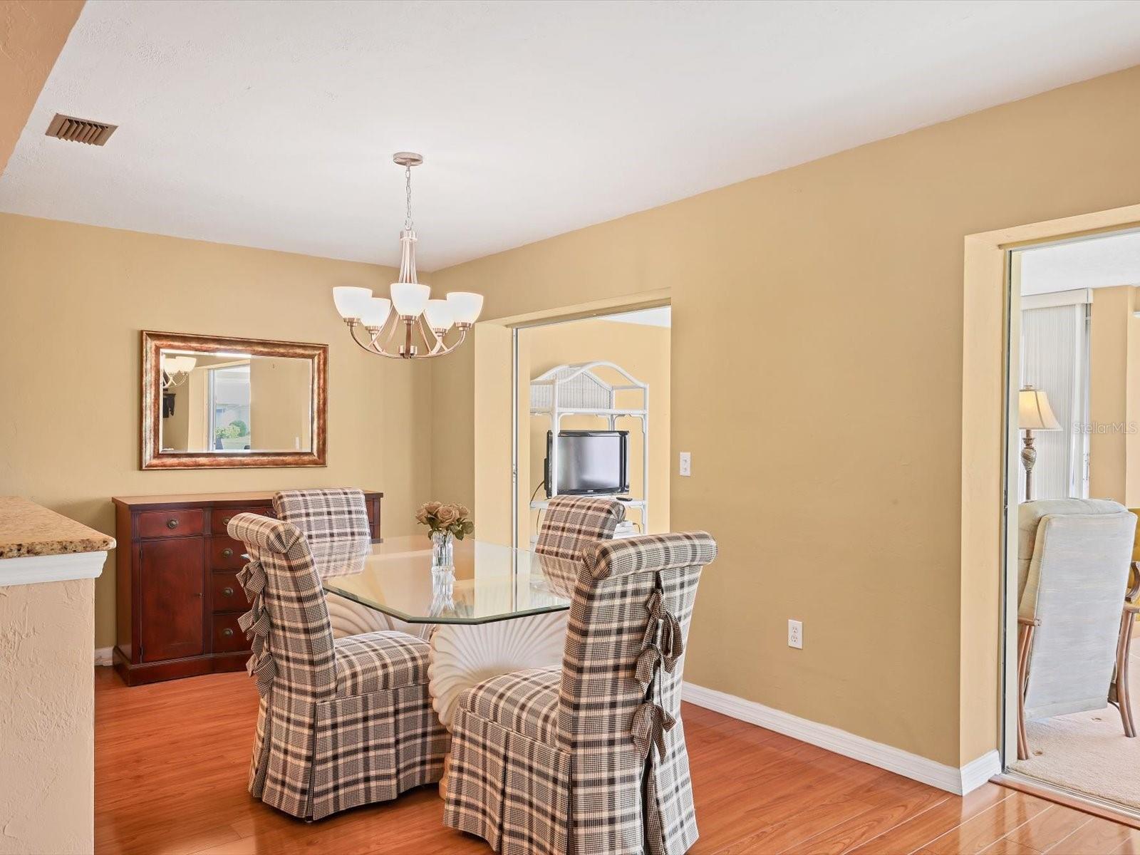 SOUTH GATE VILLAGE GREEN 06 - Residential