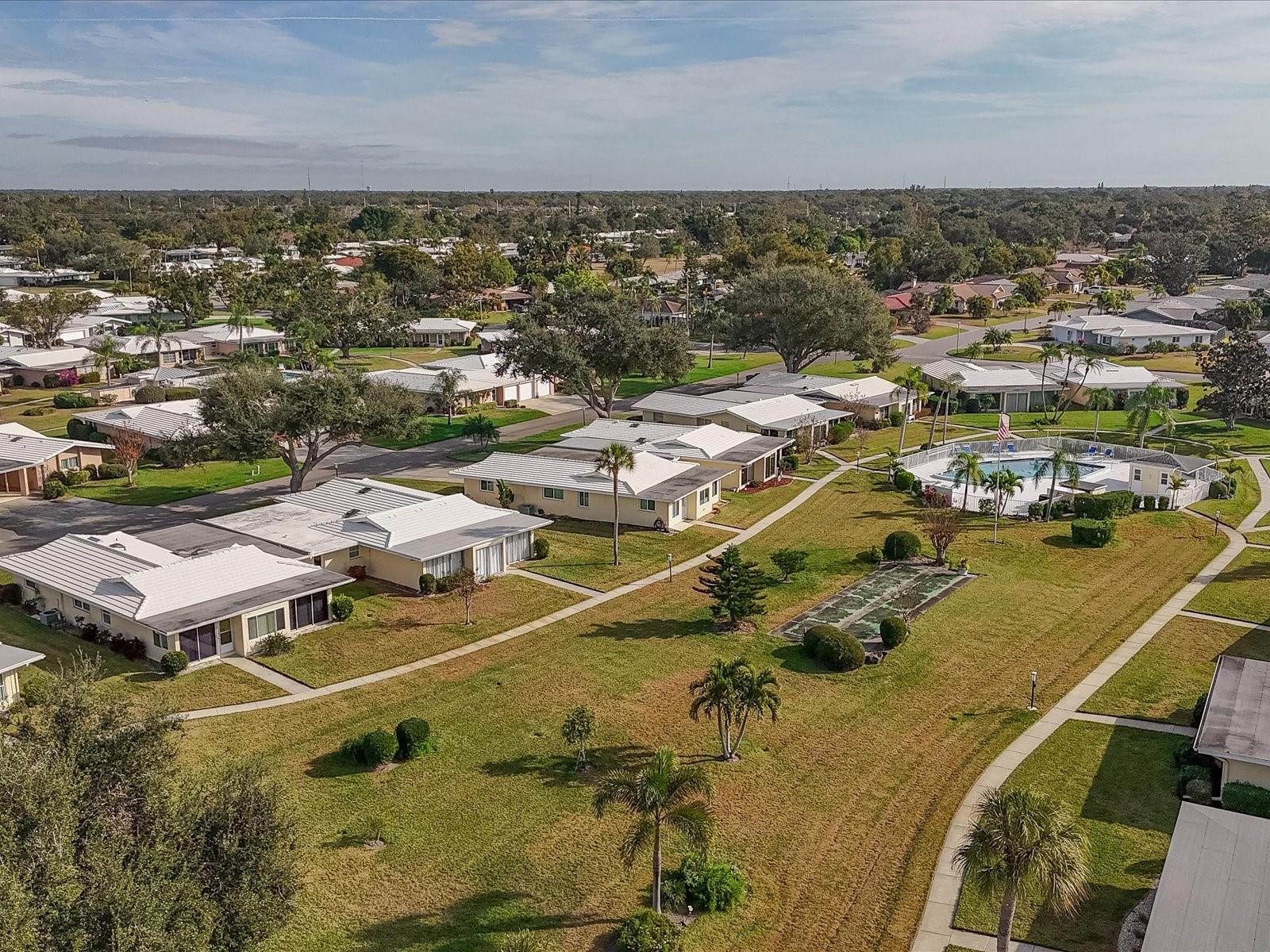 SOUTH GATE VILLAGE GREEN 06 - Residential