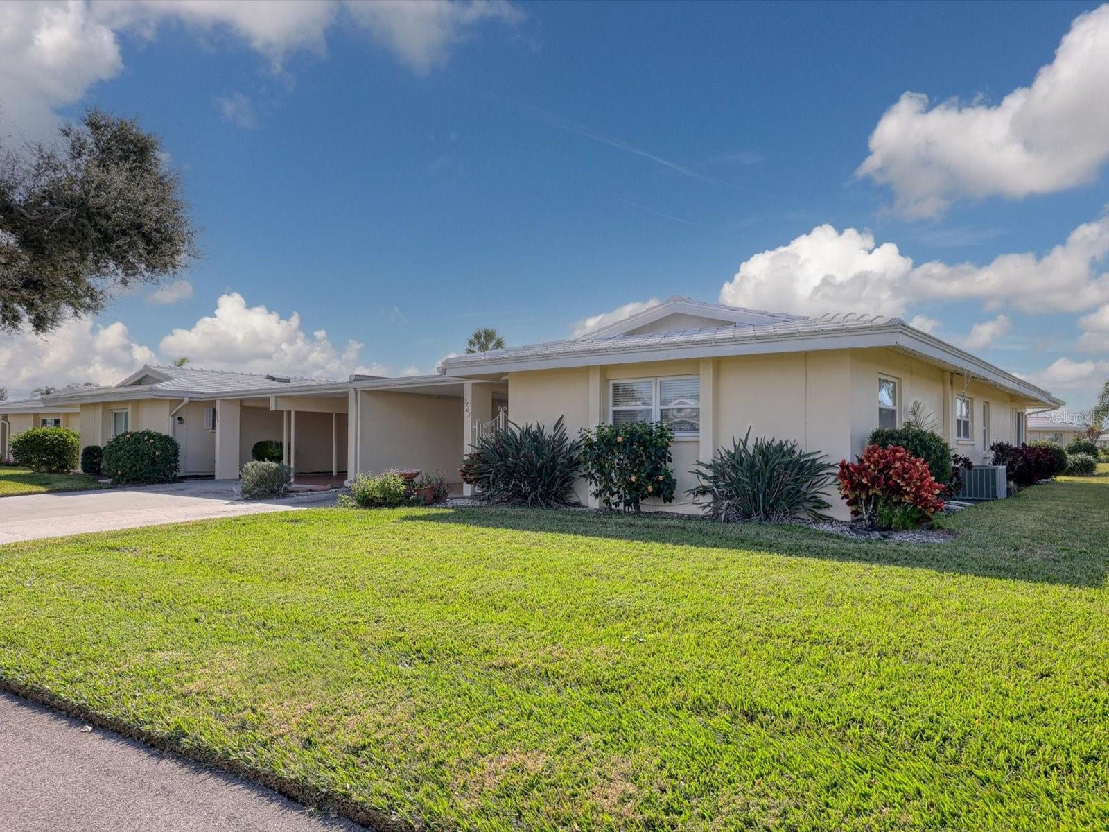 3262 BROCKTON LANE 608