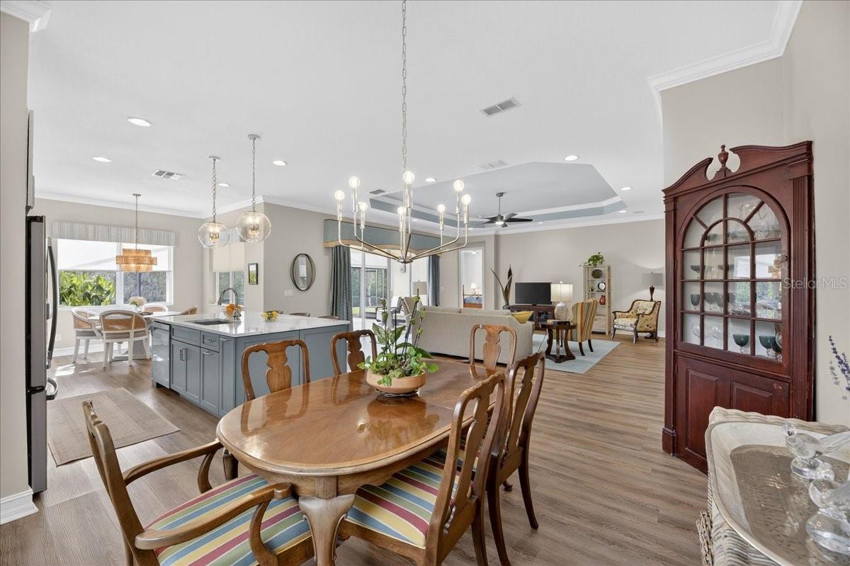 VALENCIA LAKES TR K - Residential