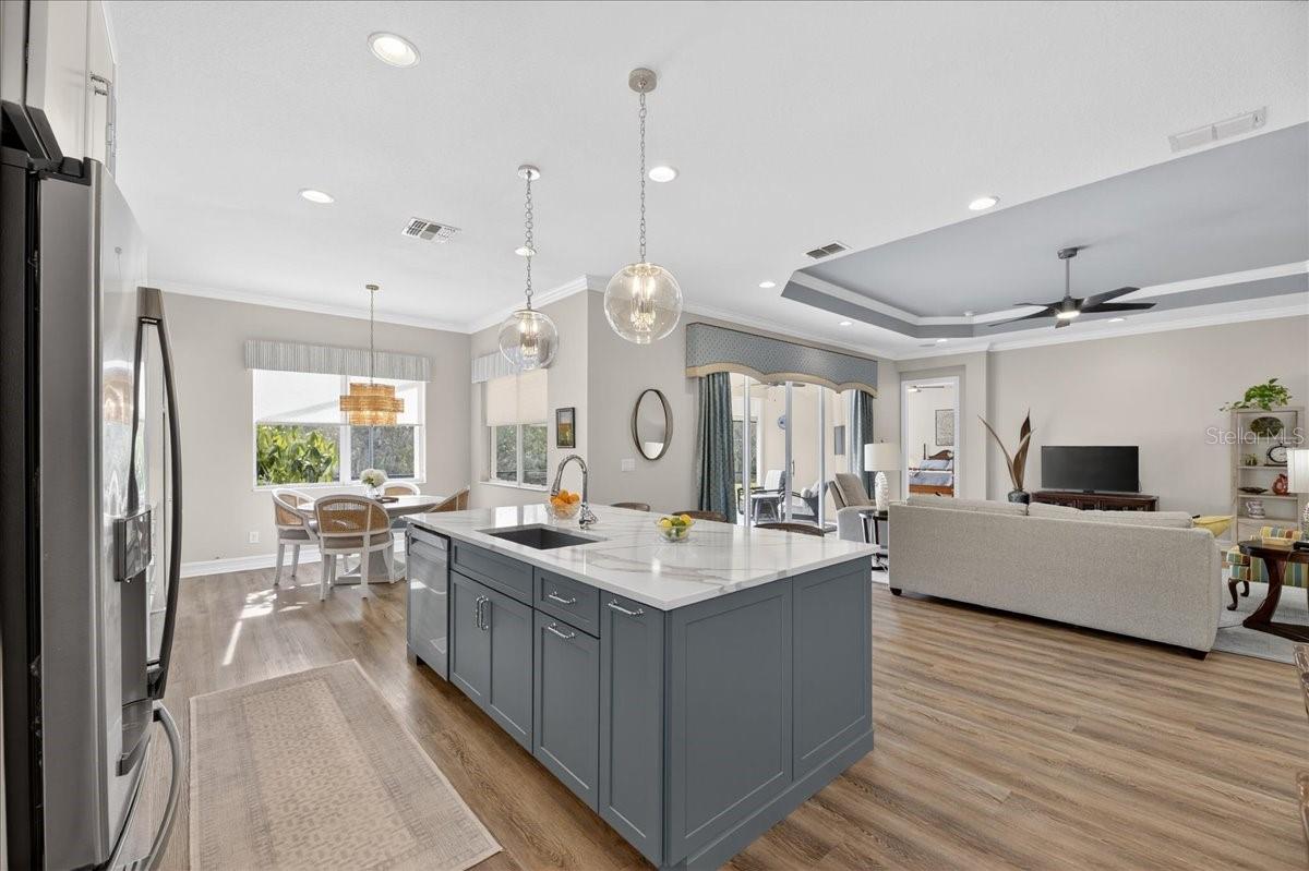 VALENCIA LAKES TR K - Residential