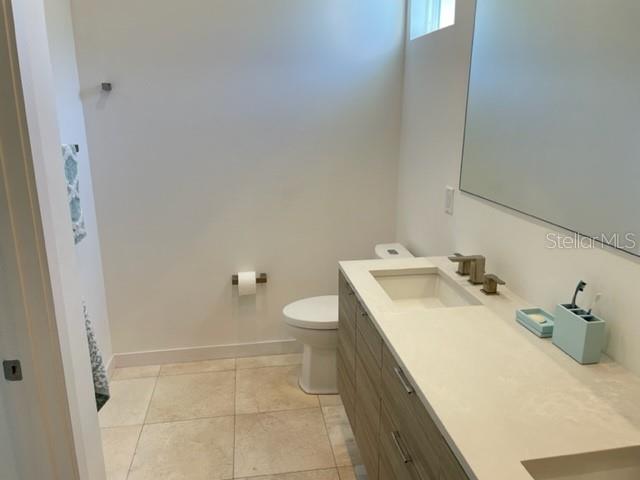 KINYONS H H ADD - Residential Lease