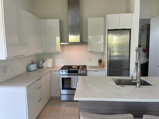 KINYONS H H ADD - Residential Lease