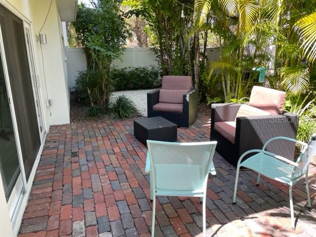 KINYONS H H ADD - Residential Lease