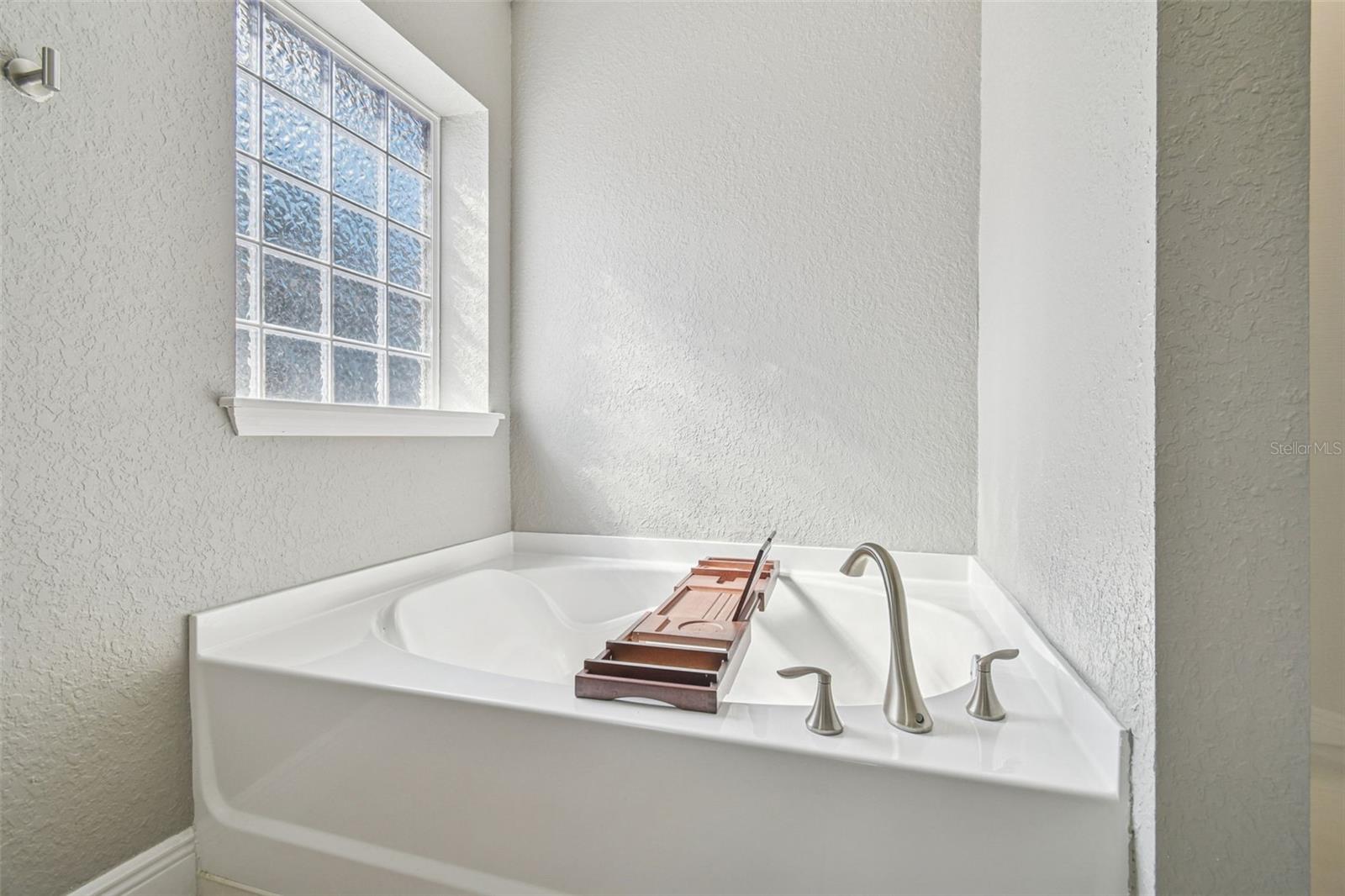 AYERSWORTH GLEN PH 3A - Residential