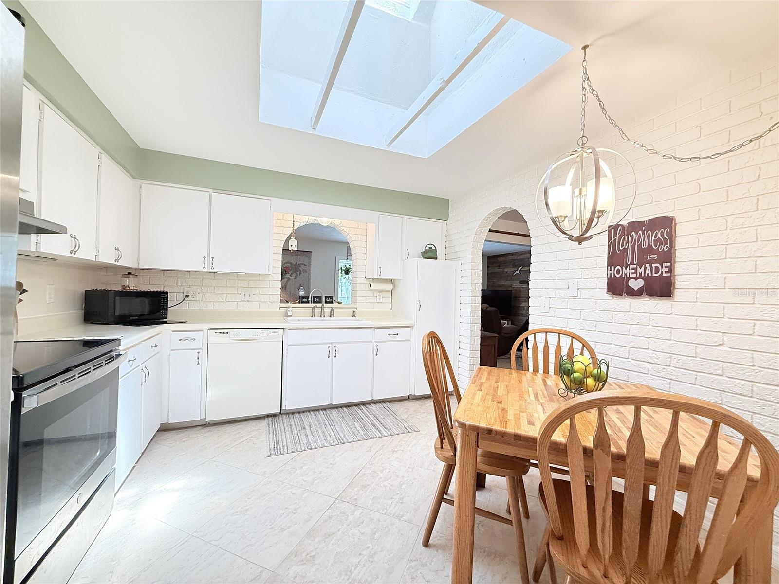 OAKHURST HIGHLANDS - Residential