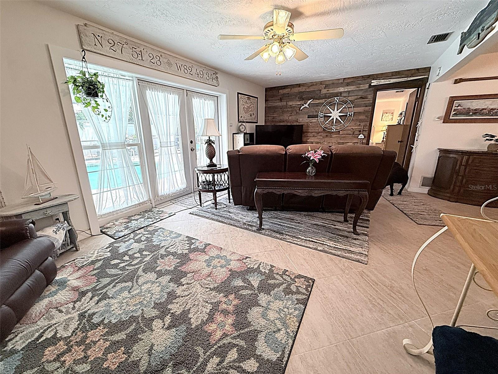 OAKHURST HIGHLANDS - Residential