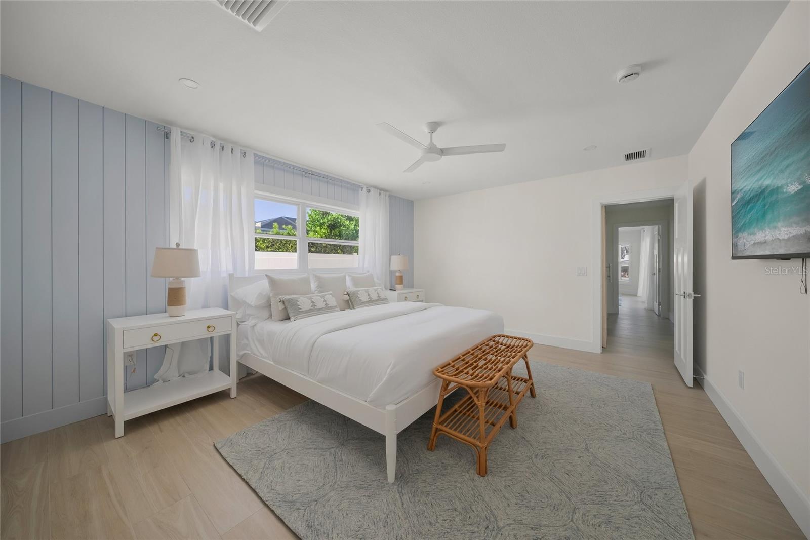 BAY PALMS - Residential