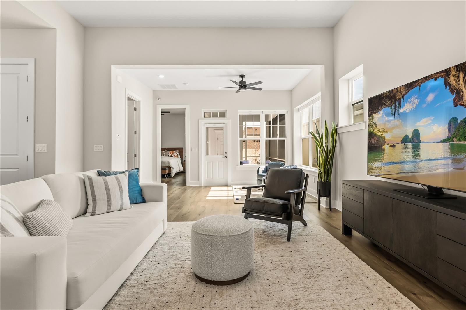 OAKLAND PARK - Residential