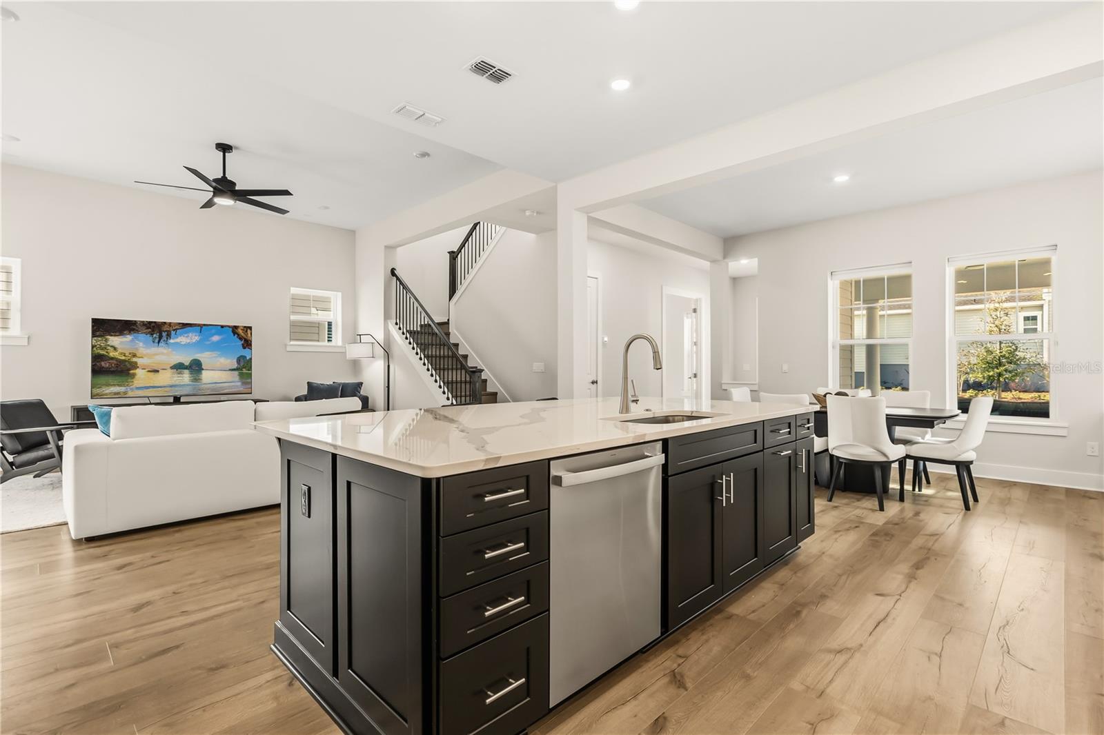 OAKLAND PARK - Residential