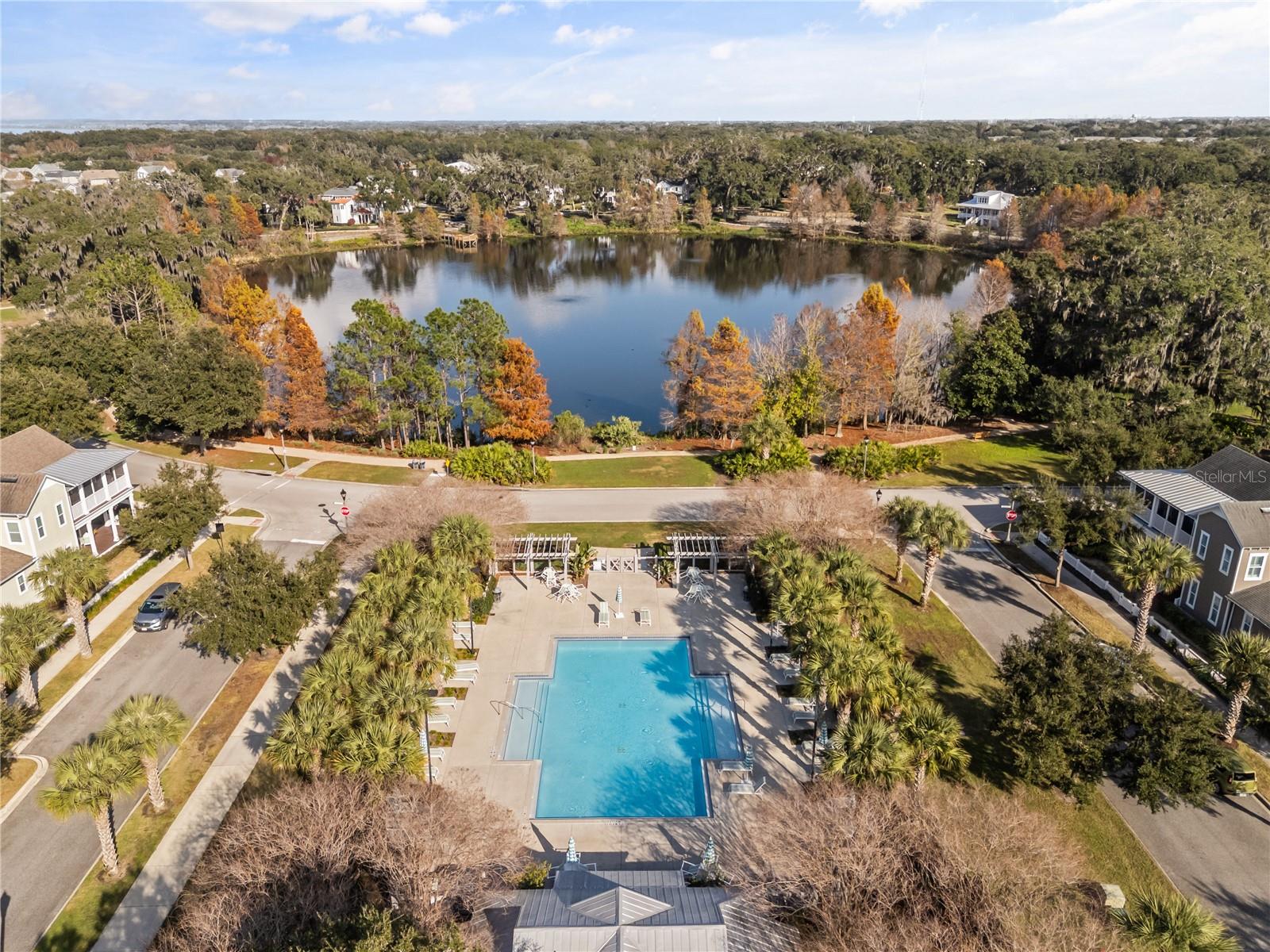 OAKLAND PARK - Residential