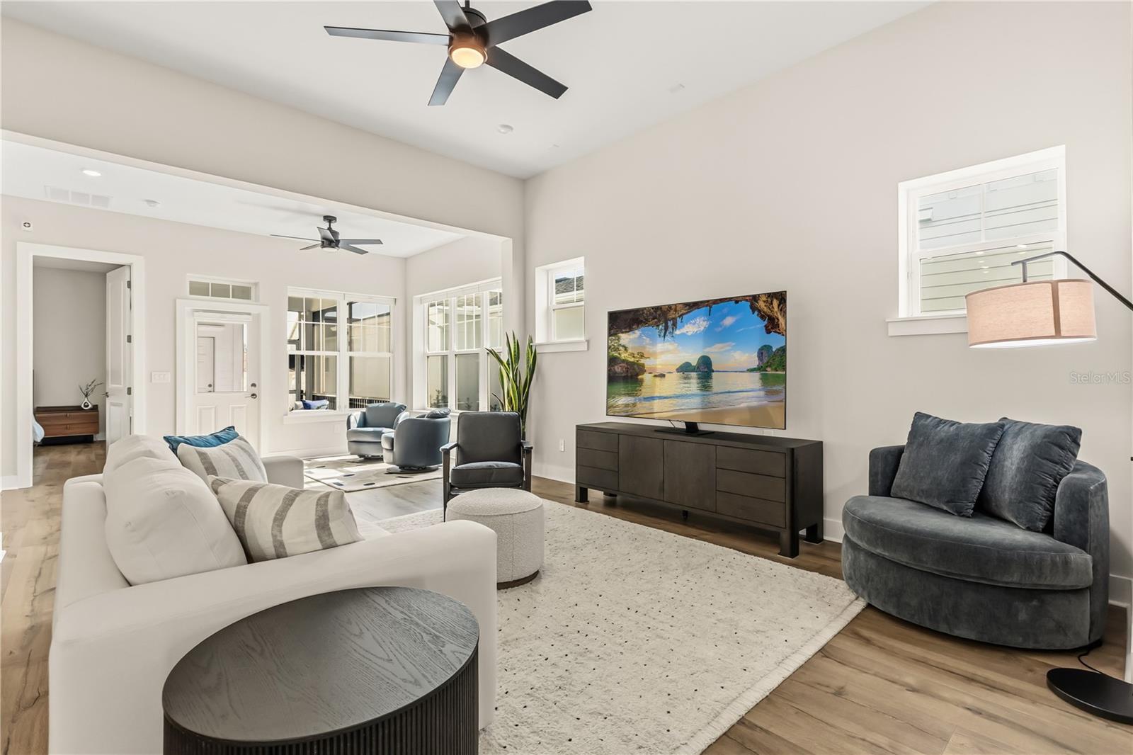 OAKLAND PARK - Residential