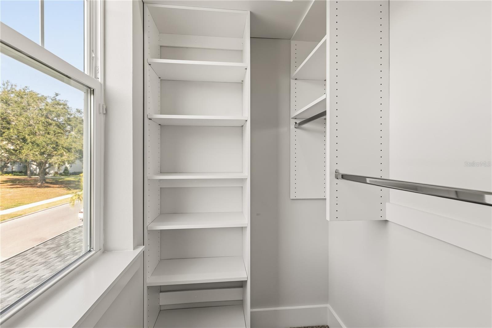 OAKLAND PARK - Residential