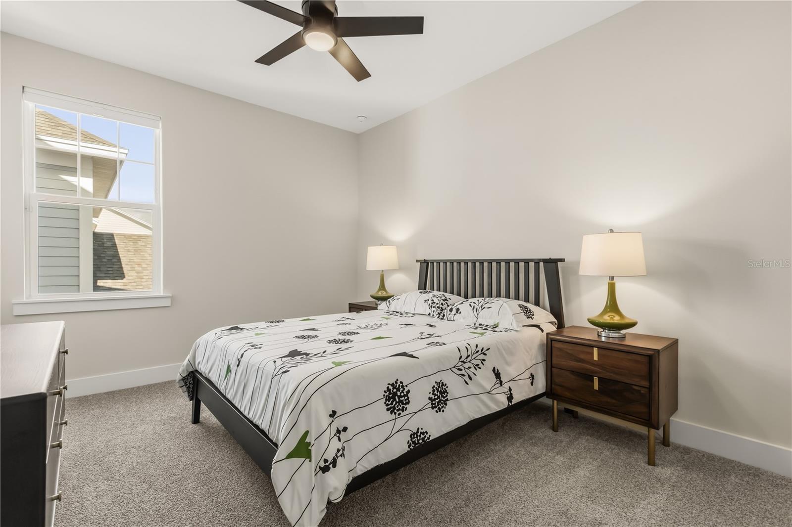 OAKLAND PARK - Residential