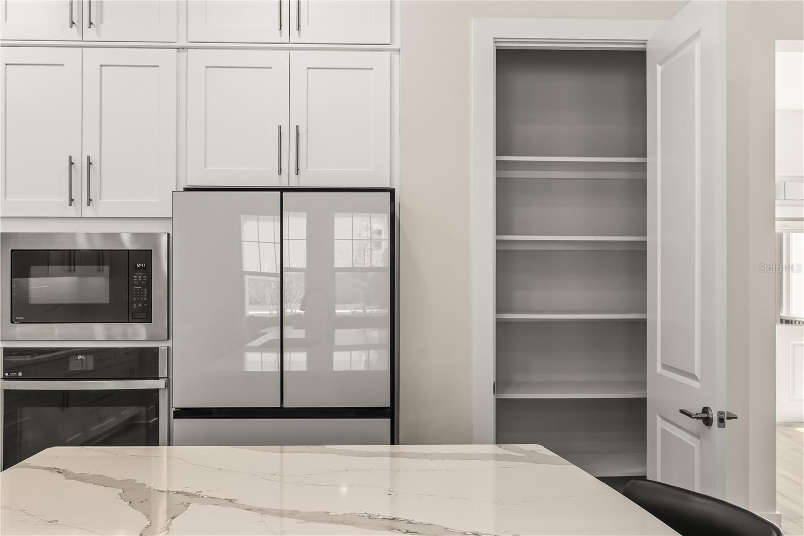 OAKLAND PARK - Residential