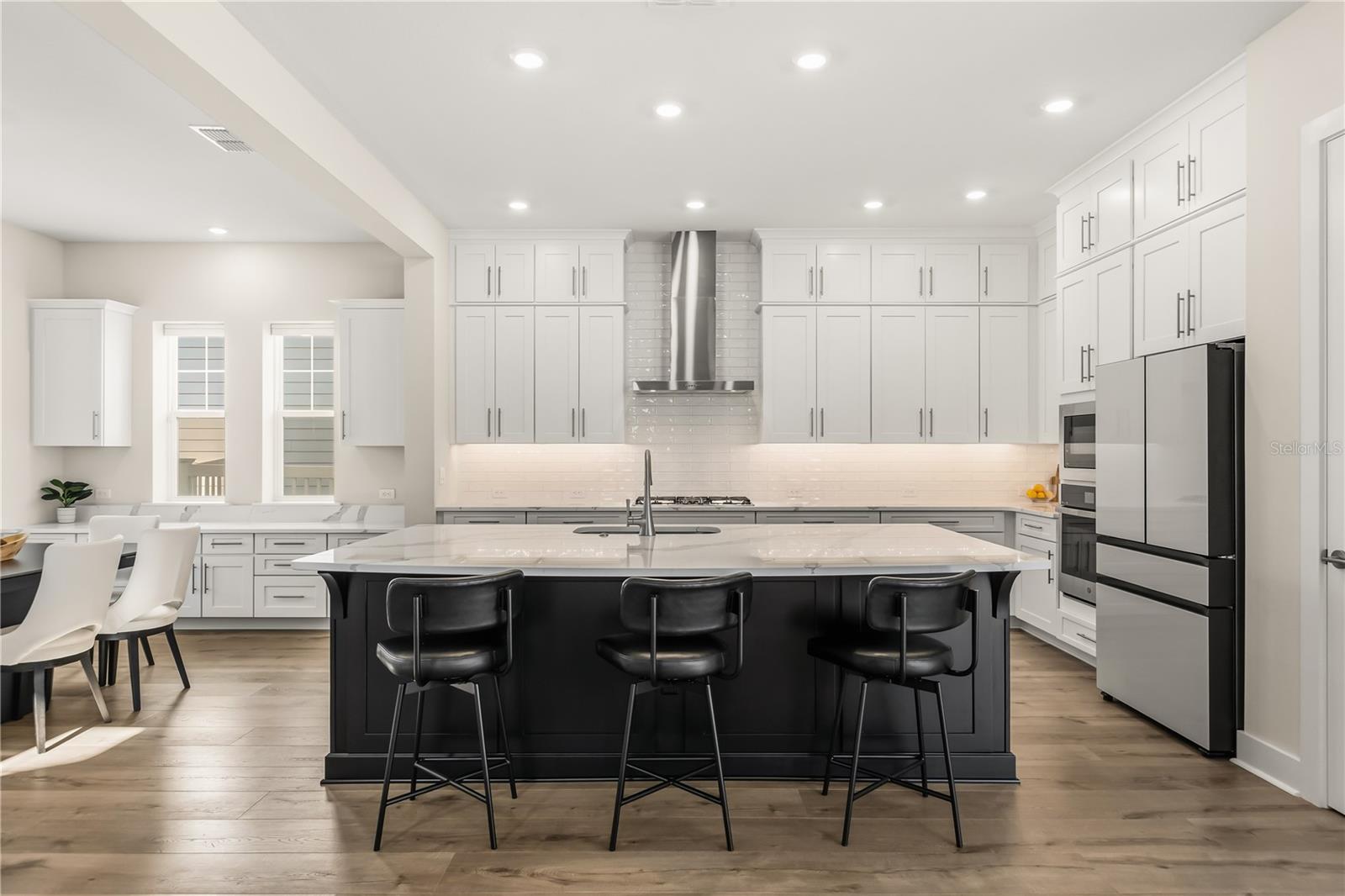 OAKLAND PARK - Residential