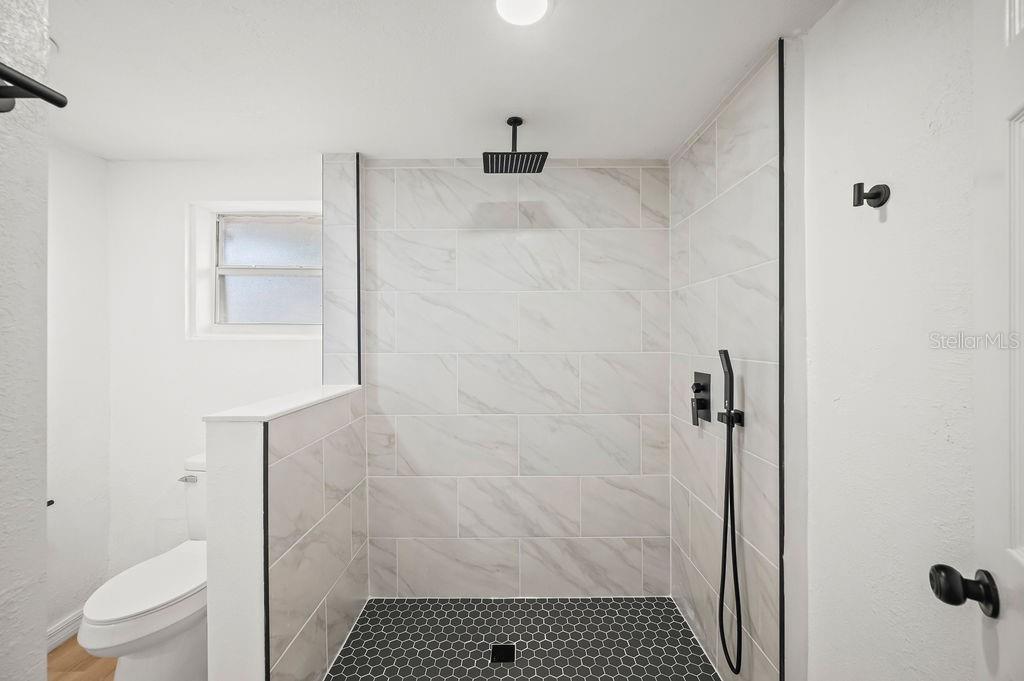 LINCOLN PARK ADD - Residential