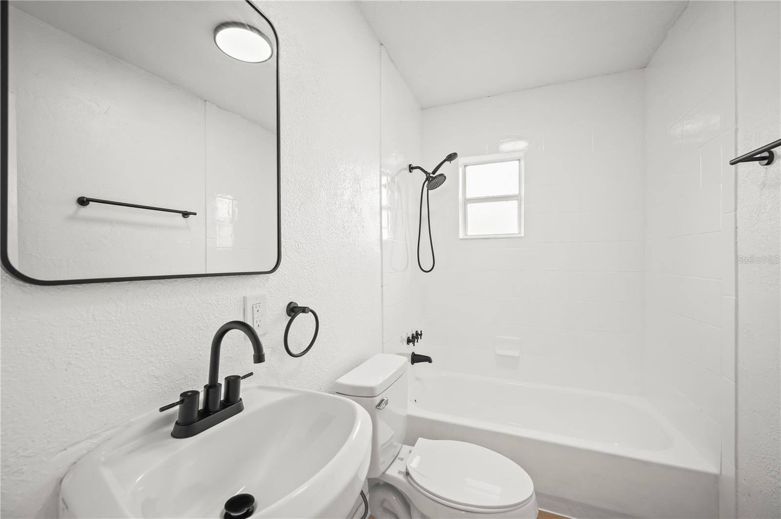 LINCOLN PARK ADD - Residential