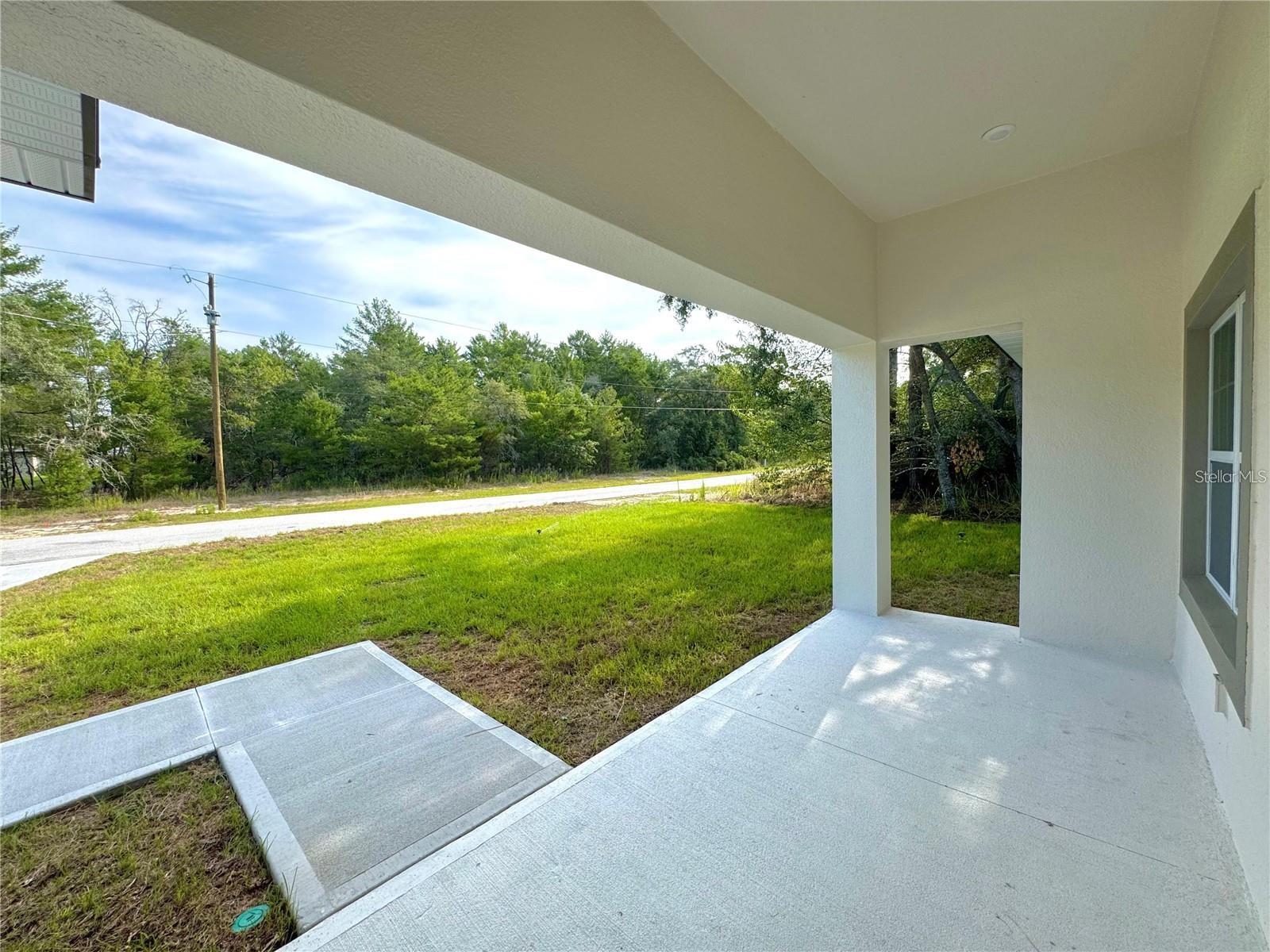 2382 W PARAGON LANE