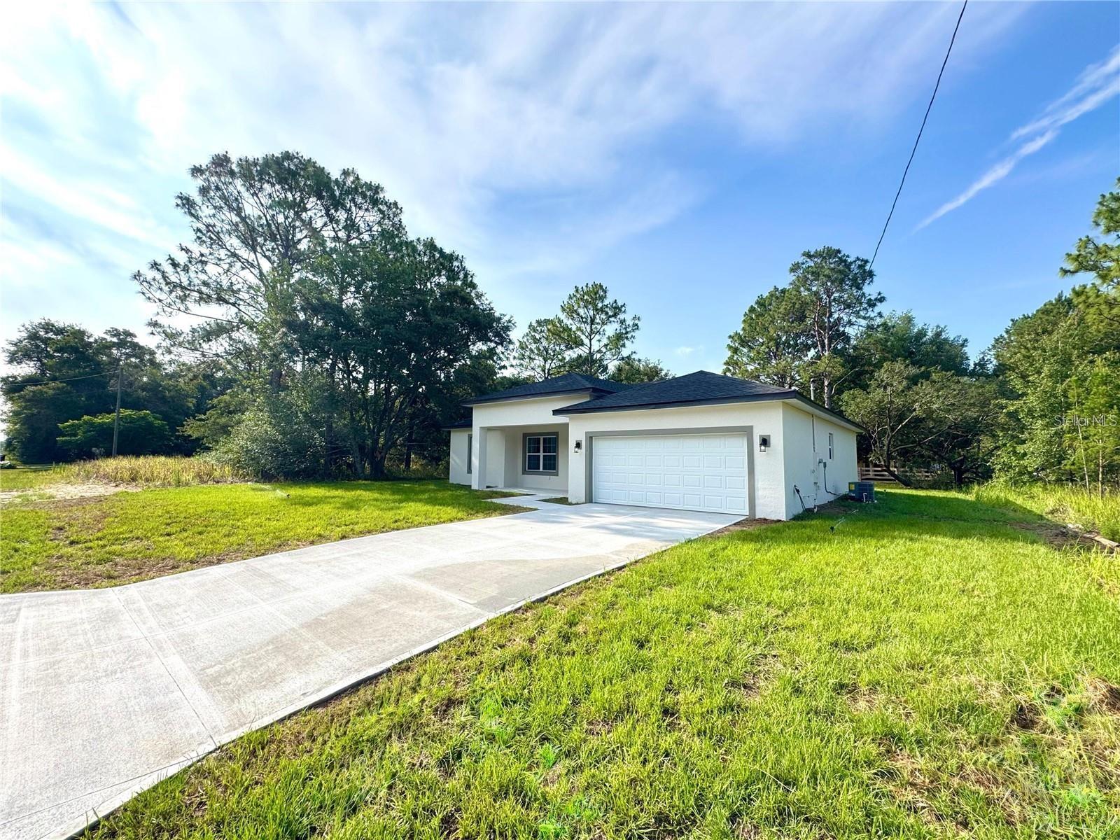 2382 W PARAGON LANE