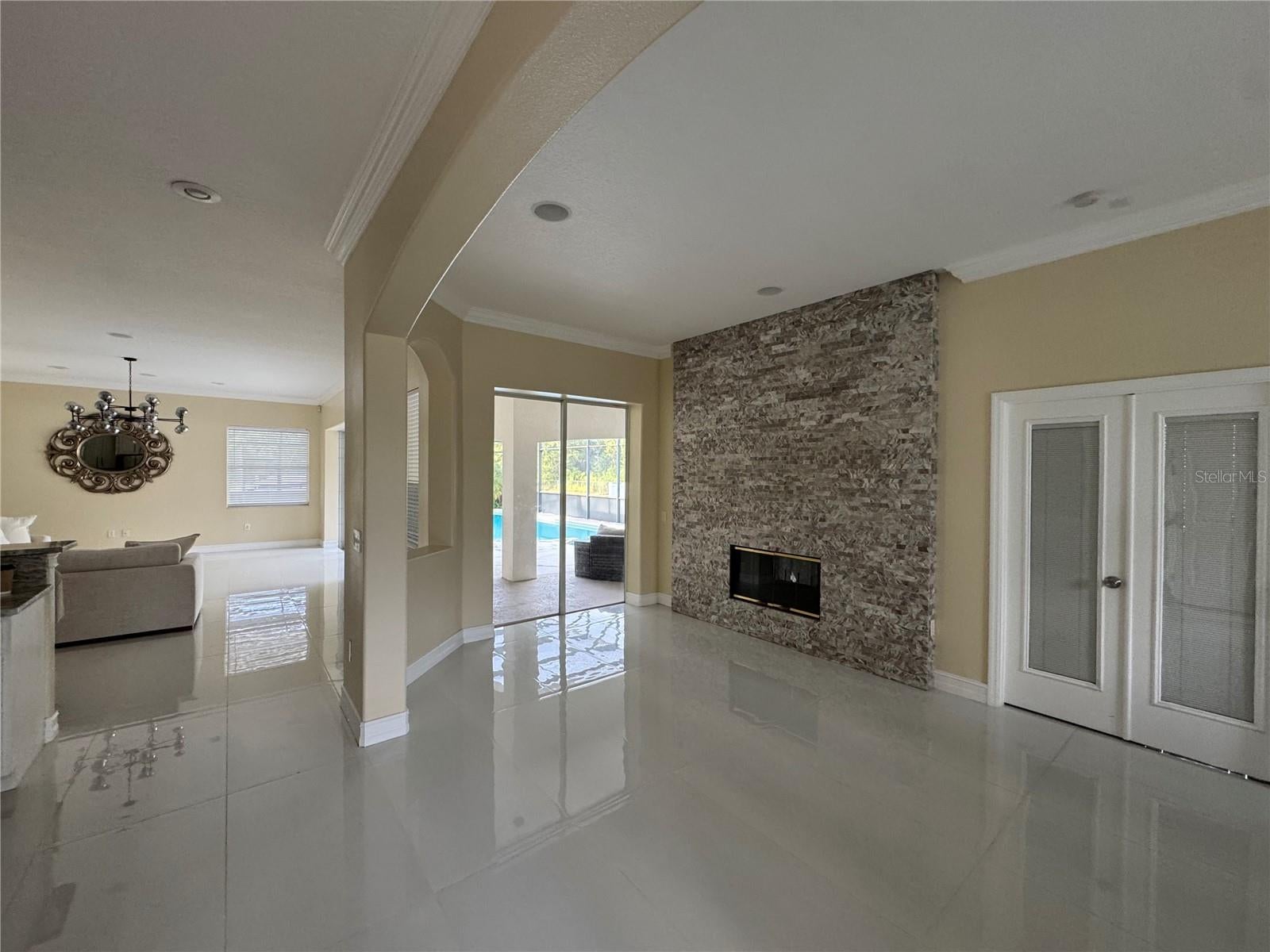 6910 RANCHERO COURT