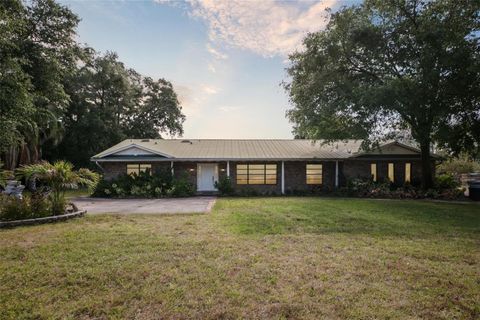 949 SHADOW OAKS ROAD KISSIMMEE FL 34744