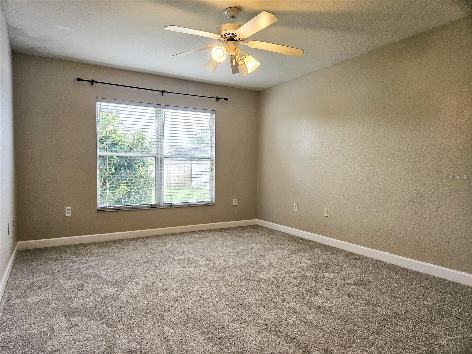 CLUBHOUSE HERITAGE - Residential Lease