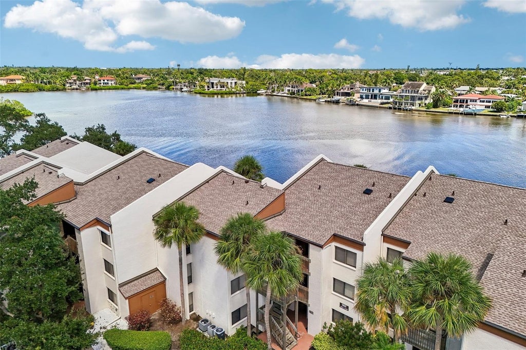 Photo of 1900 Cove Ii Place #122, Sarasota, FL 34242 (MLS # A4706408)