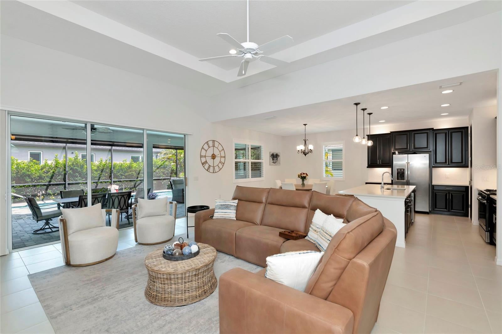12105 GOLDENROD AVENUE, BRADENTON, FL, 34212 4 12105 GOLDENROD AVENUE
