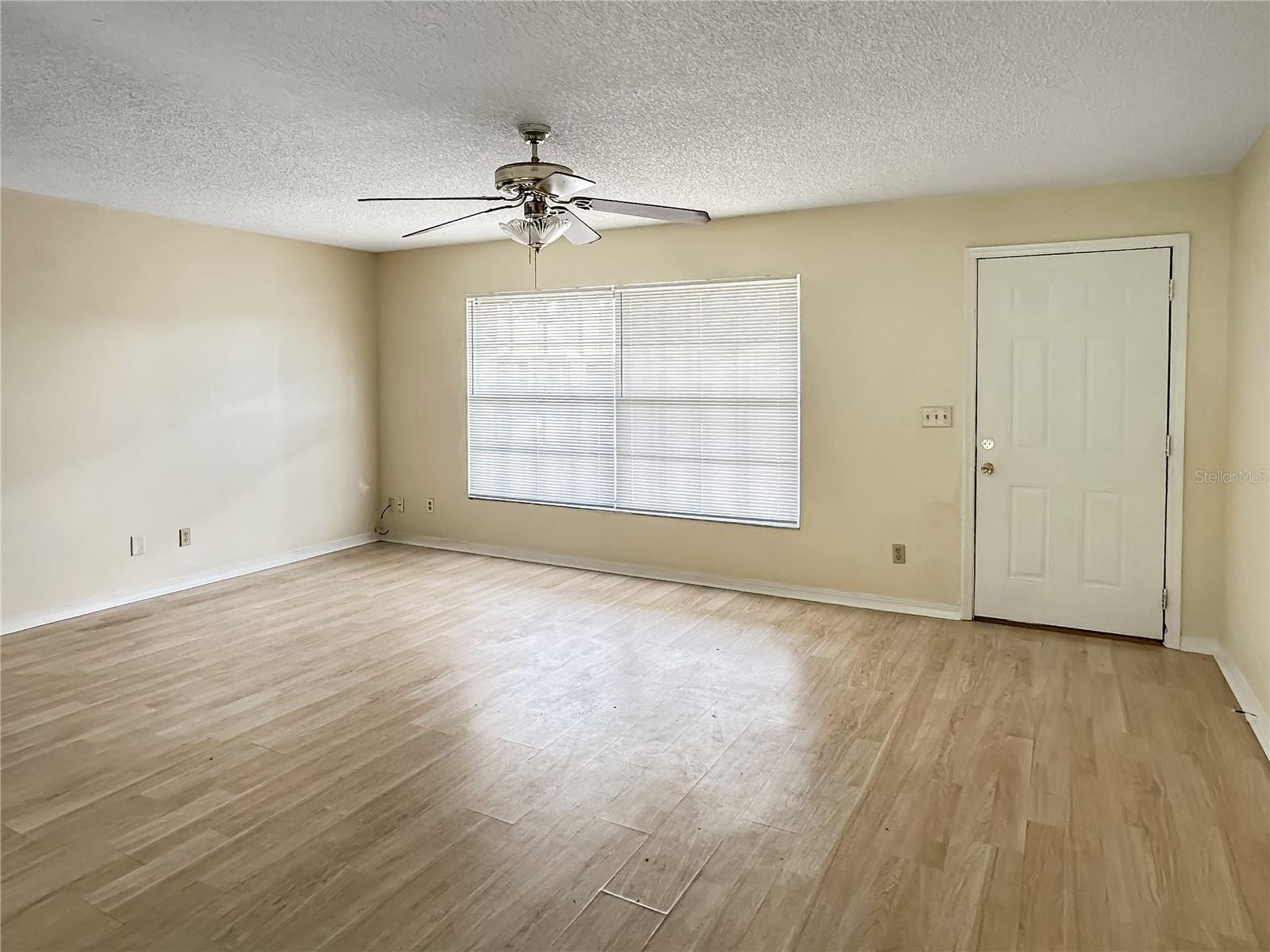 DELTONA LAKES UNIT 29 & 37 REP - Residential Lease