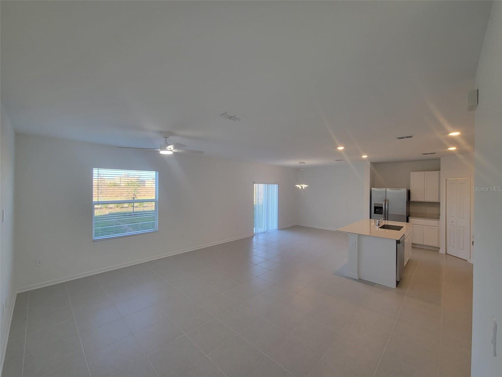 RANCHES/LK MCLEOD III - Residential Lease