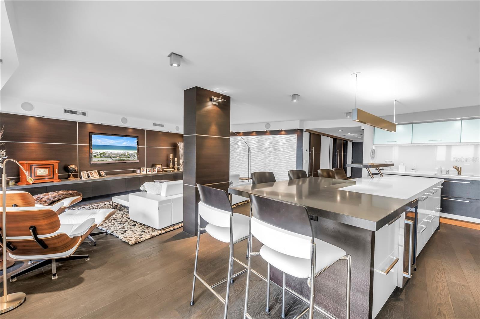 LIDO CONDO - Residential