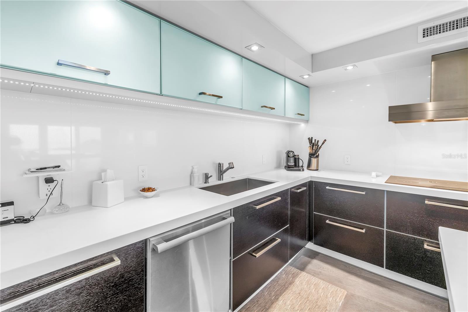 LIDO CONDO - Residential