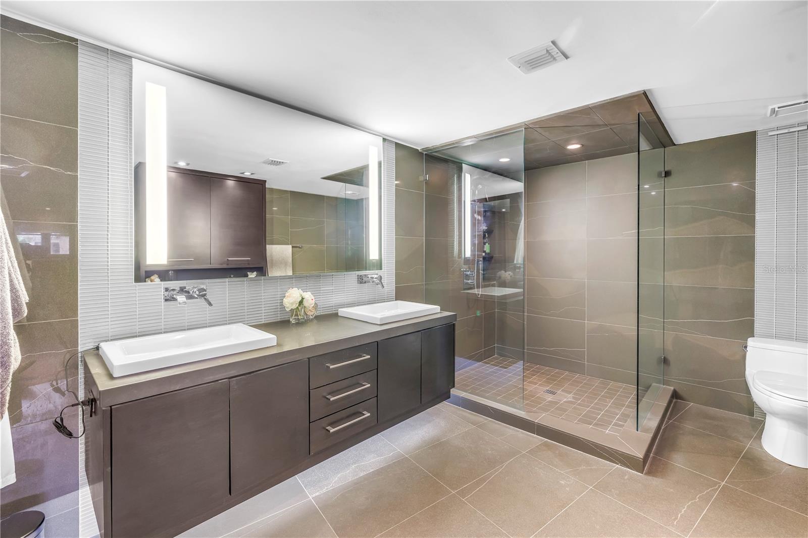 LIDO CONDO - Residential