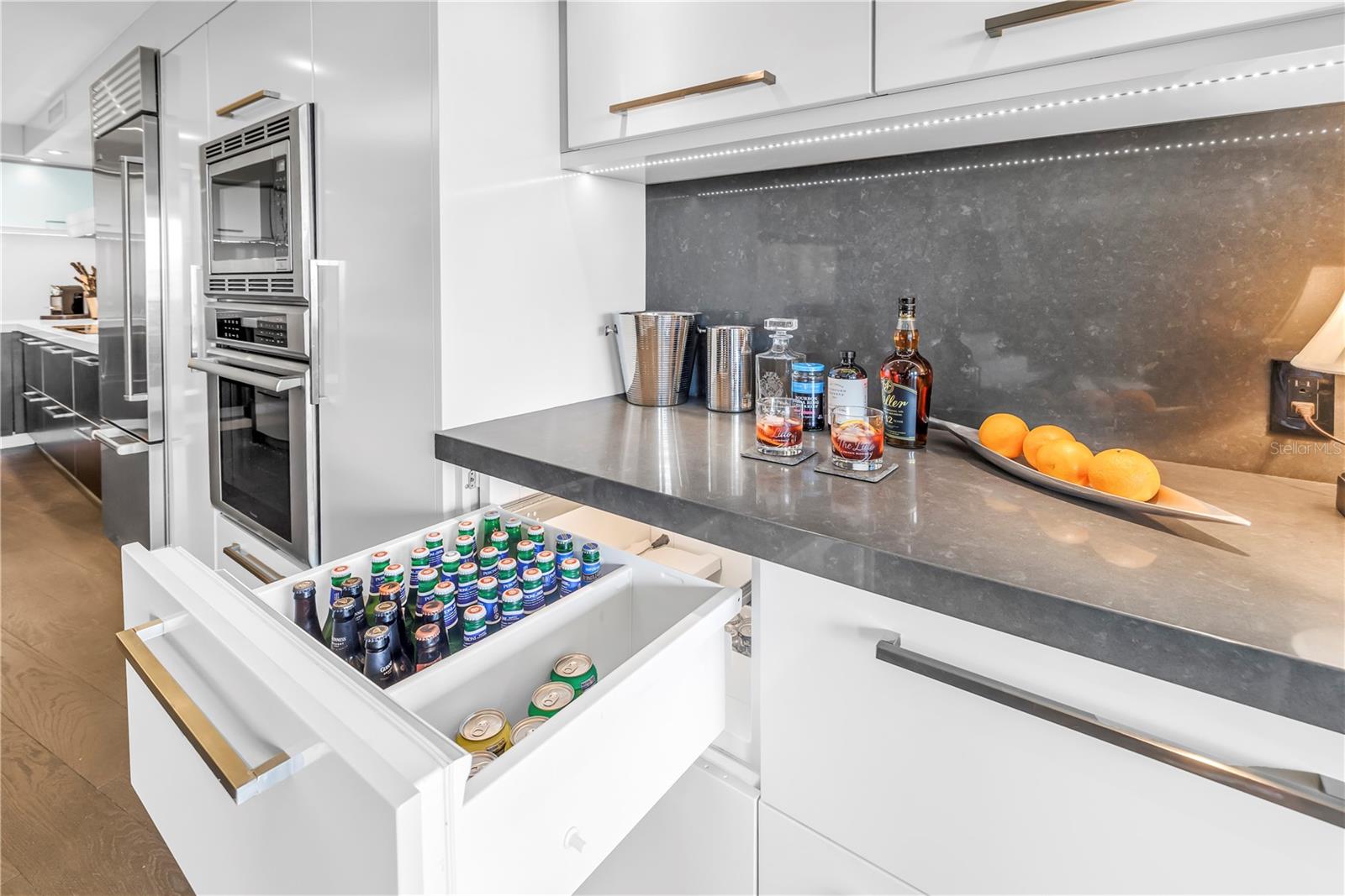 LIDO CONDO - Residential