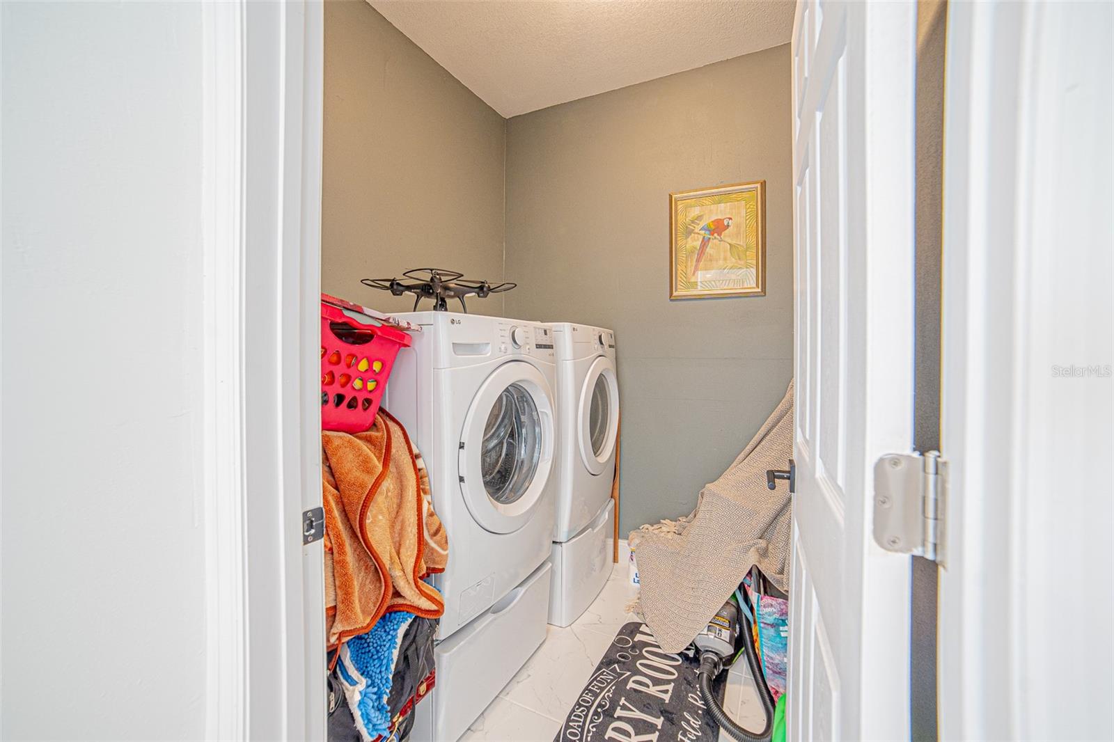 SPRING HILL - Residential