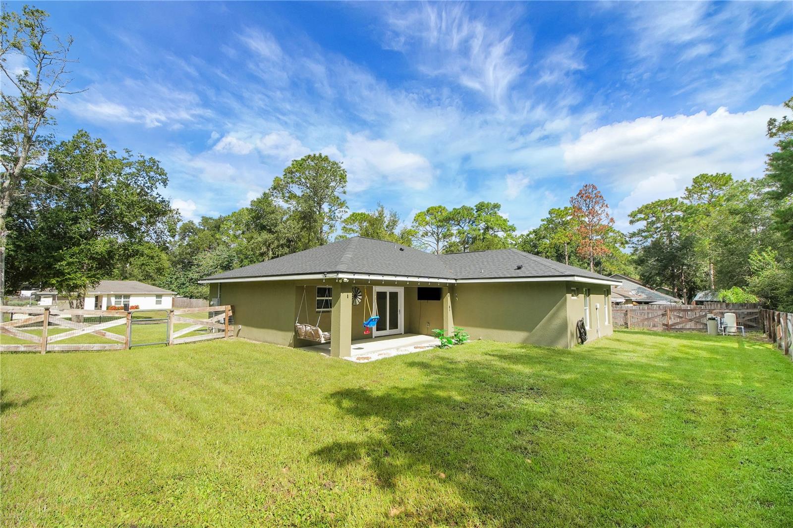 EAST UMATILLA - Residential