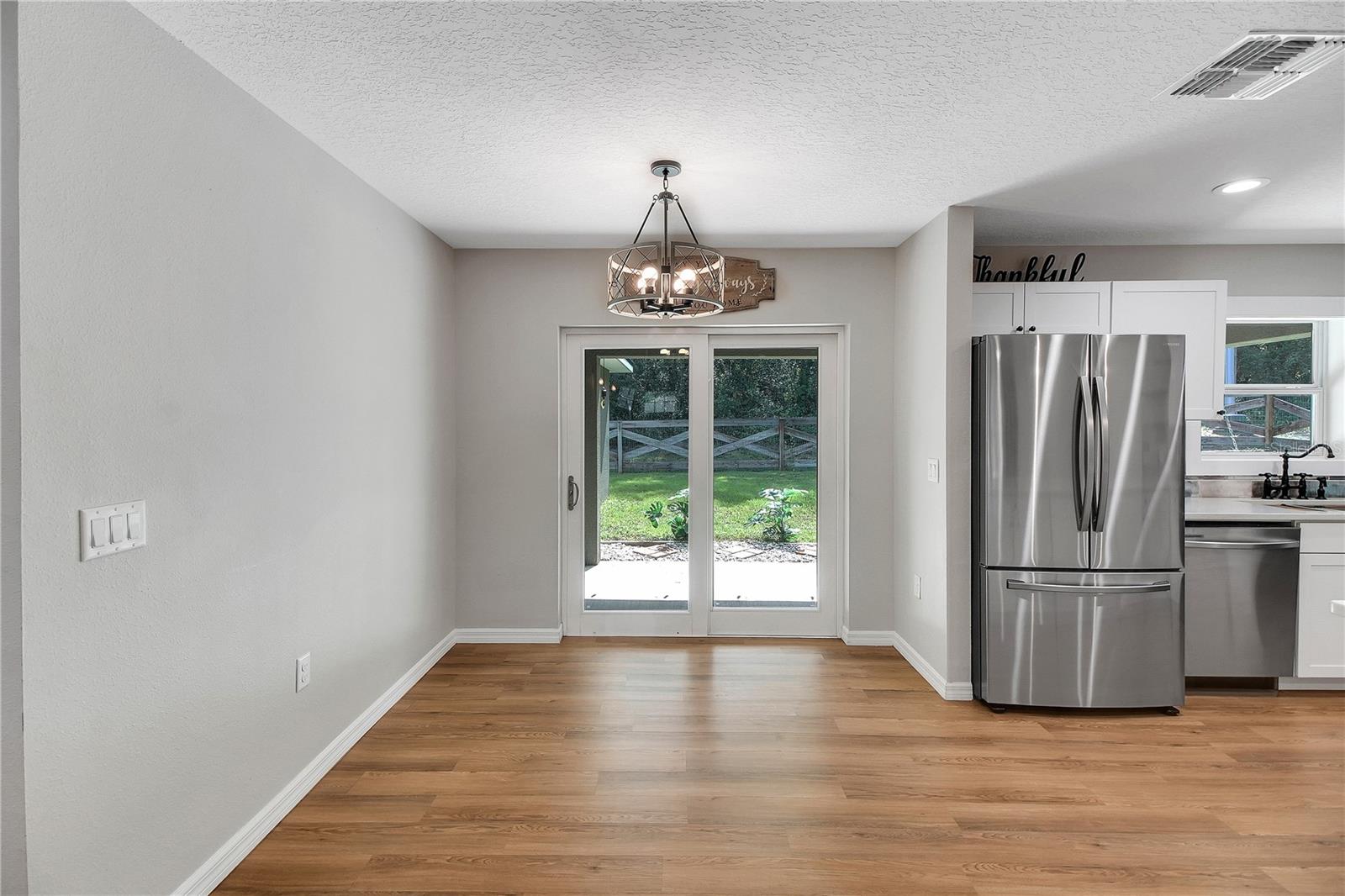 EAST UMATILLA - Residential