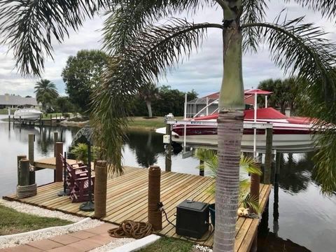 A home in PORT CHARLOTTE