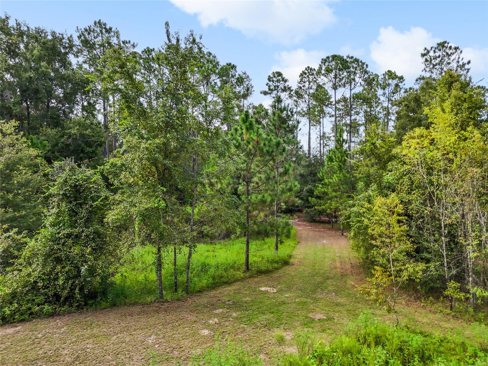 MEADOWVIEW - Residential