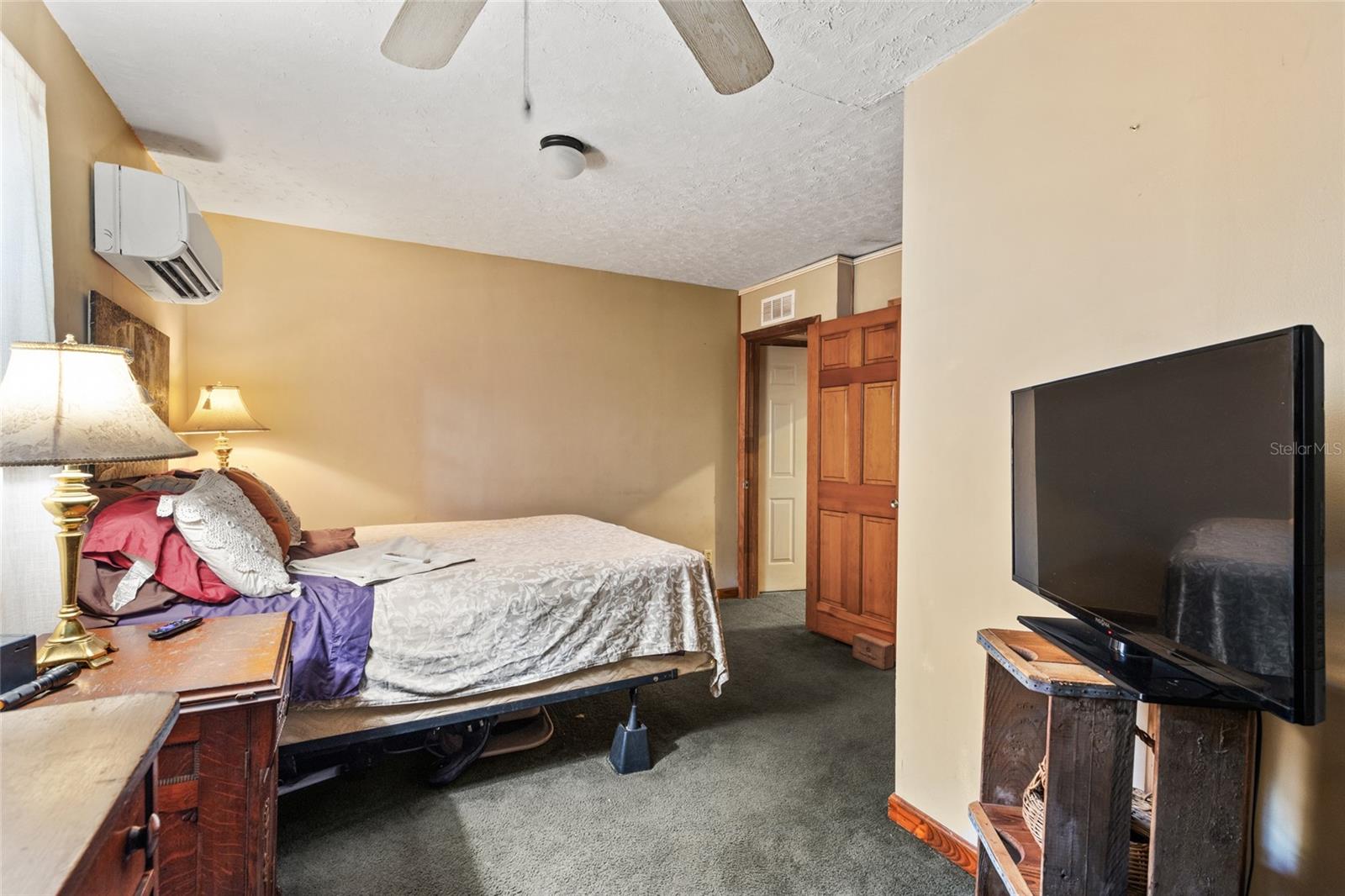 MEADOWVIEW - Residential