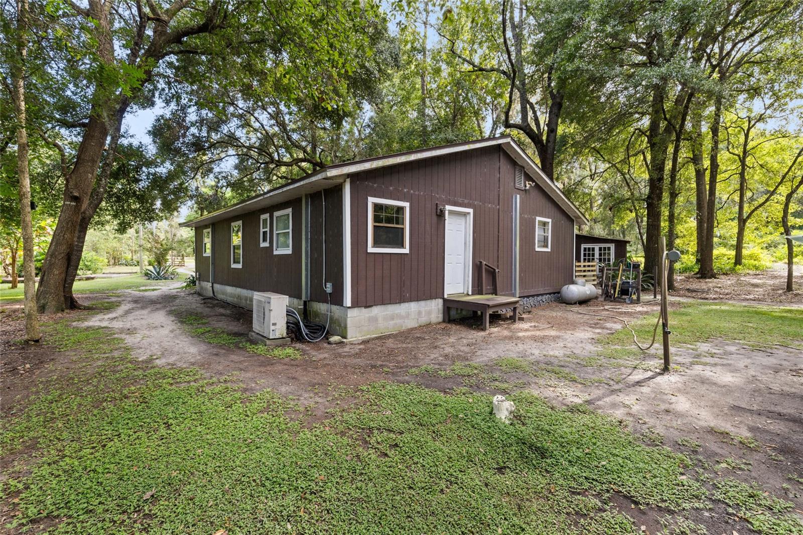 MEADOWVIEW - Residential
