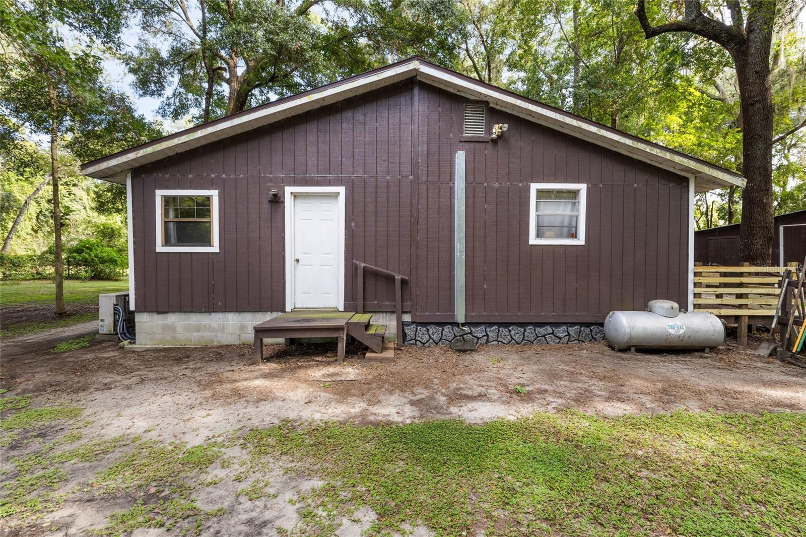 MEADOWVIEW - Residential