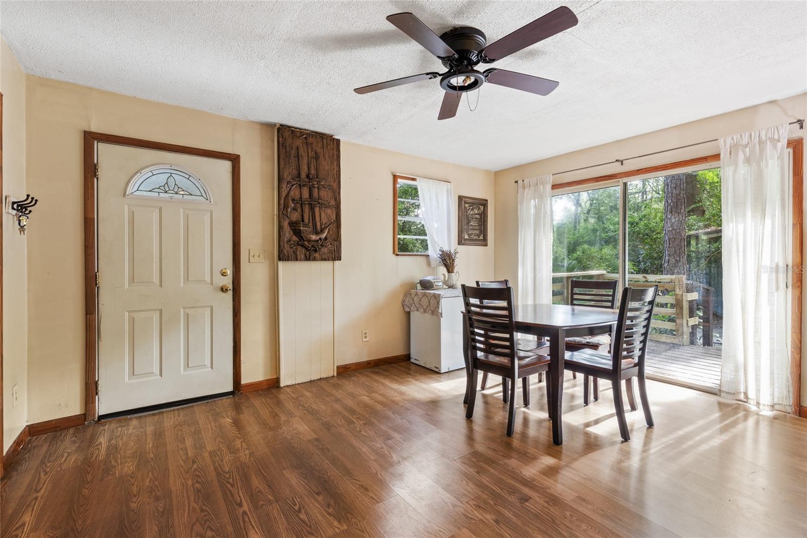 MEADOWVIEW - Residential