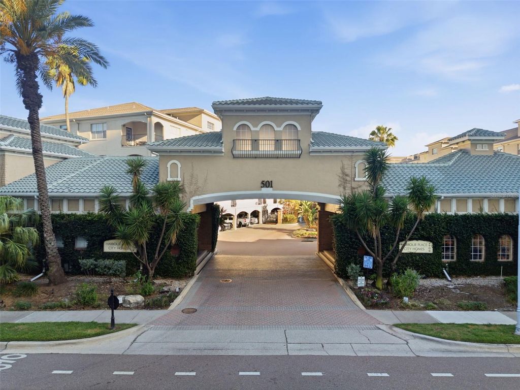 Photo of 501 Knights Run Avenue #1332, Tampa, FL 33602 (MLS # TB8506145)