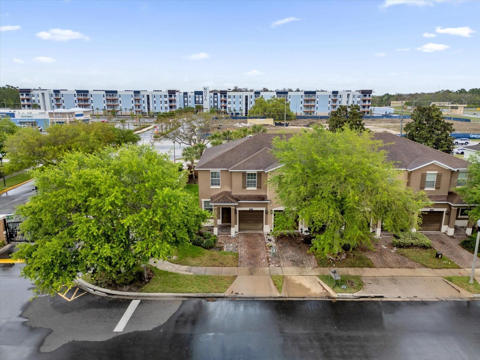 SAVANNAH LNDGS - Residential