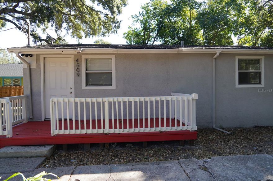 This charming 2-bedroom, 1-bath home offers modern comfort, thoughtful upgrades, and unbeatable convenience—located just minutes from Downtown Tampa, I-275, parks, and local hotspots.  Step inside to discover a brand-new bathroom featuring stylish tilework and contemporary finishes. The updated chef-inspired kitchen shines with quartz countertops, sleek shaker cabinets, stainless steel appliances, and a statement hood vent that elevates the space.  Experience the perfect blend of modern living, comfort, and urban convenience in East Tampa.