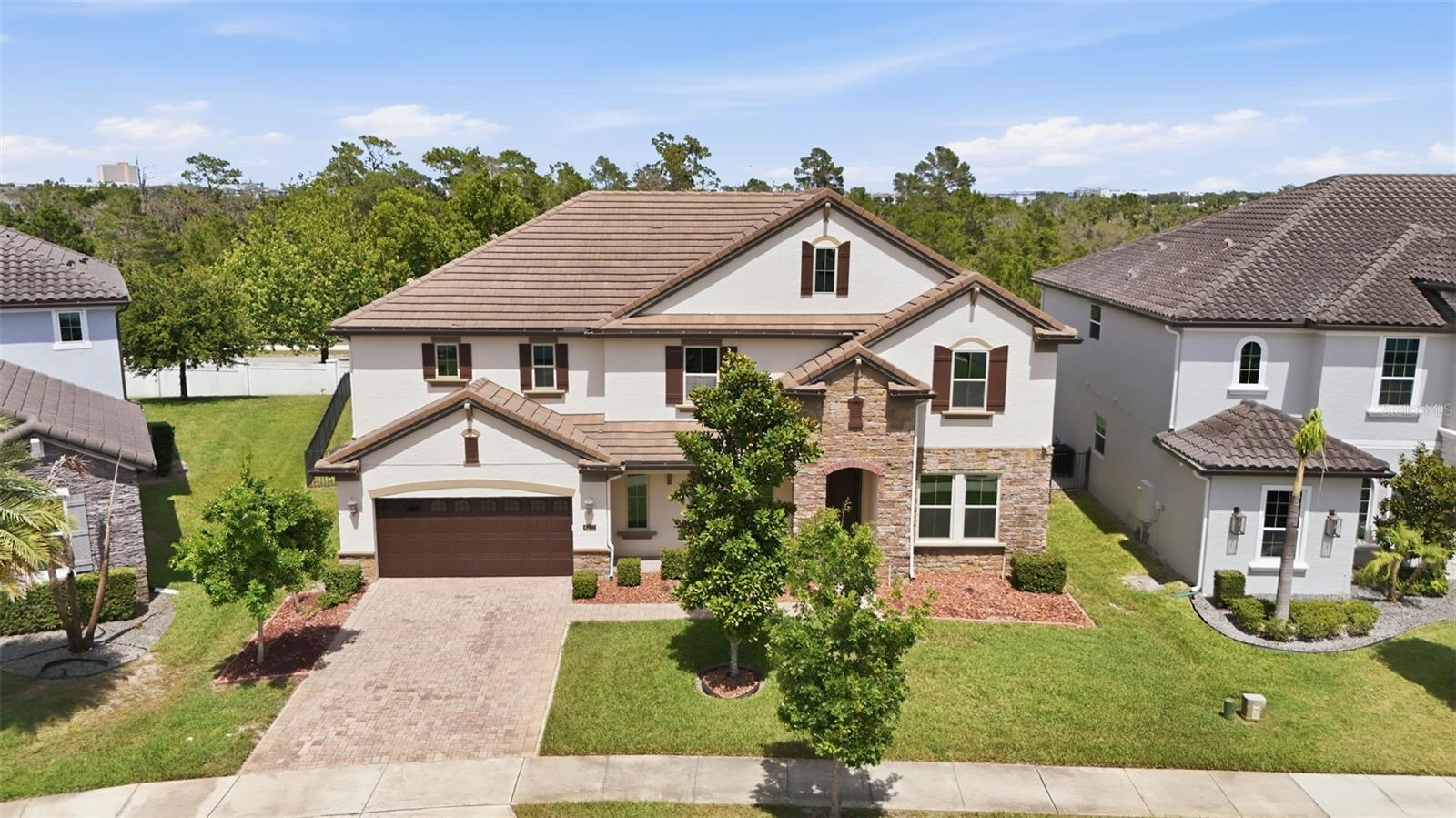 8210 LUDINGTON CIRCLE