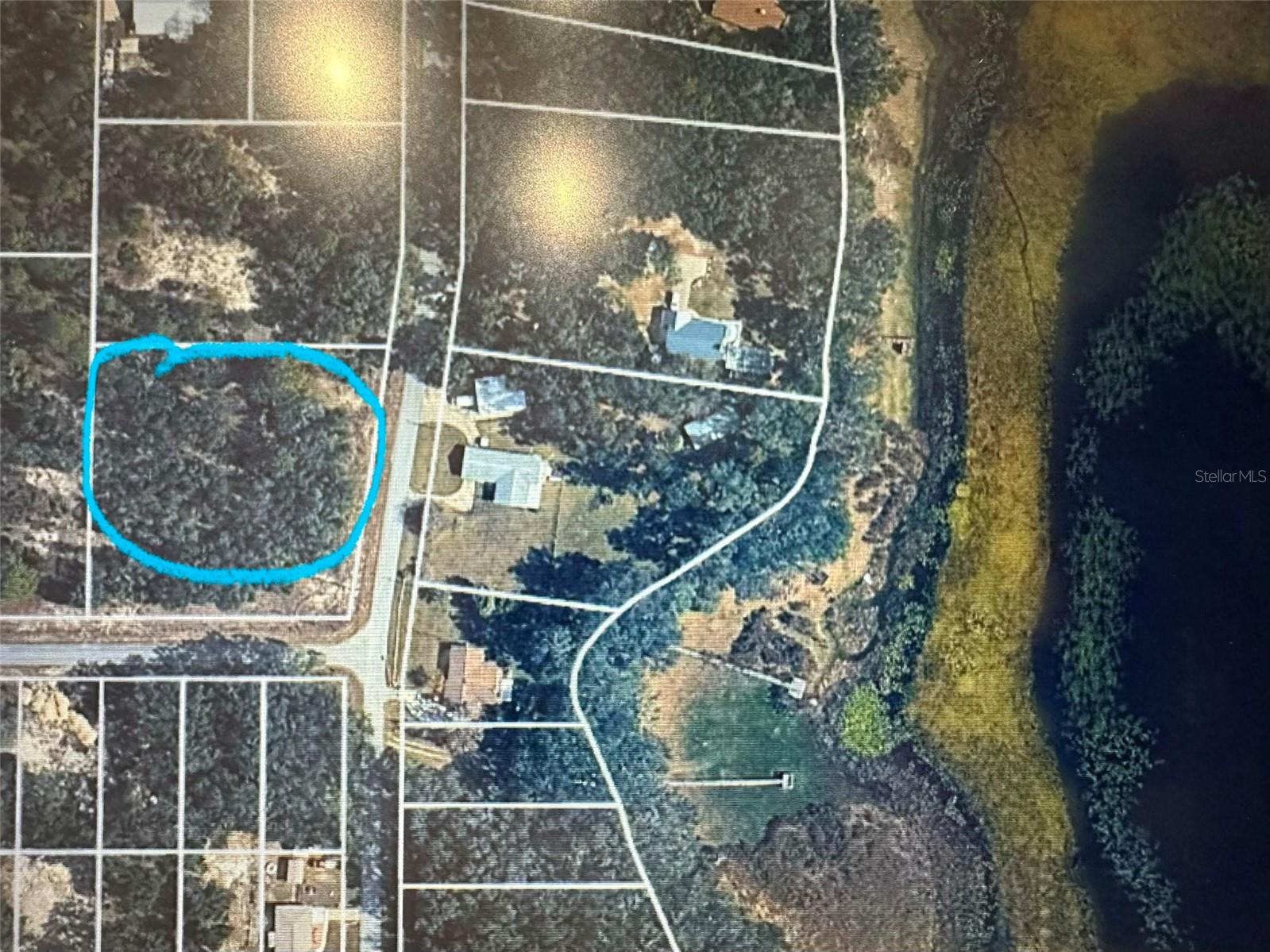 RAINBOW LAKES ESTATE - Land